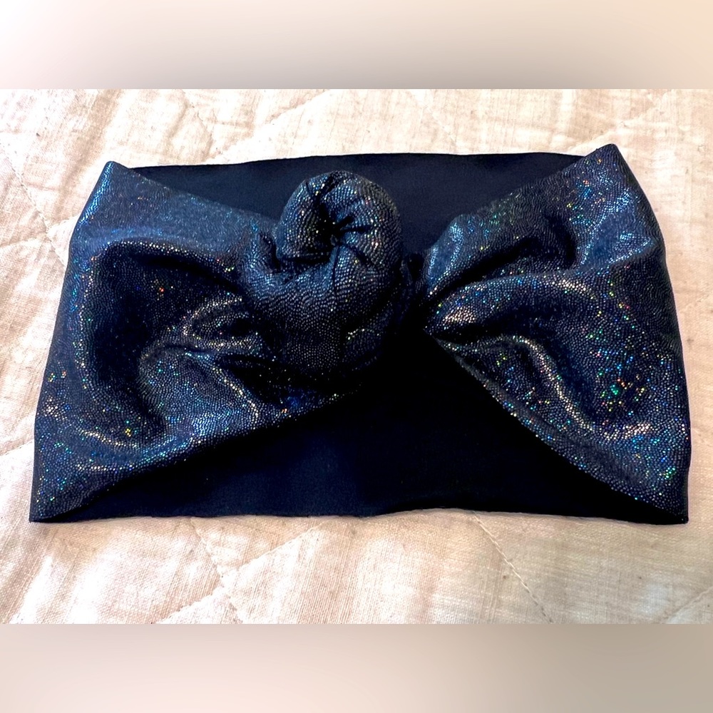 Black Design Toddler Sized Head Wrap